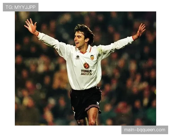 瓦伦西亚主席否认将出售俱乐部未来三年的区域转播权益以缓解债务